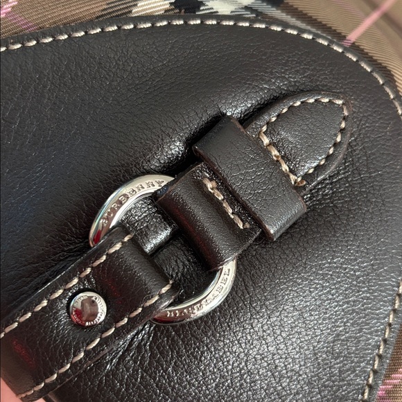 🤎 🩷Burberry London Blue Label crossbody bag in great pre loved condition🤎🩷